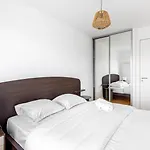 Guestready - Chic Cocoon With A Balcony
